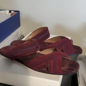 Women's Burgundy Sandals